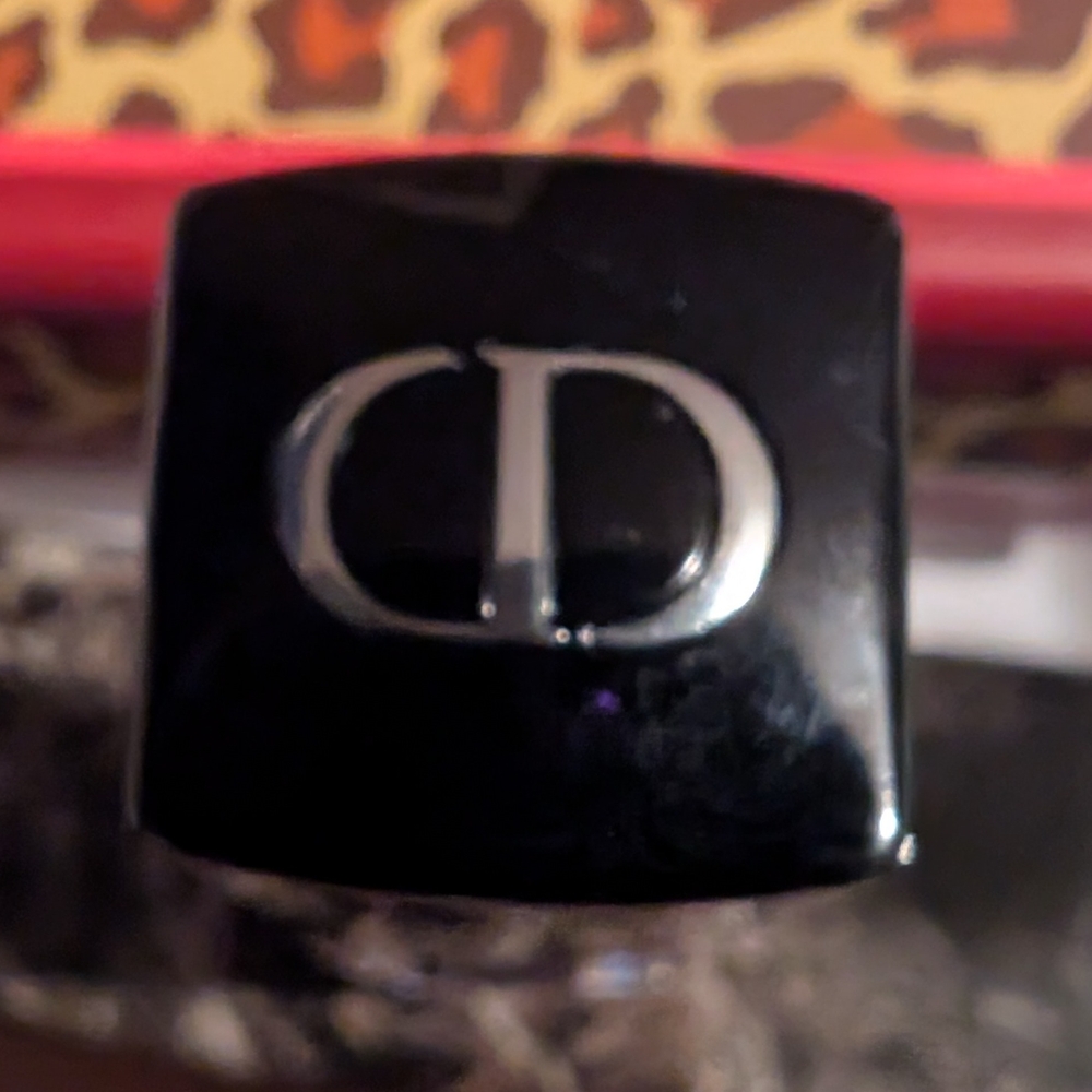 Dior Rouge Hydrating Lipstick - #951 Cabaret Matte - Picture 3 of 4